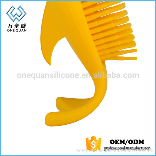 Customized cute animal shape massage brush bath shampoo for kids
